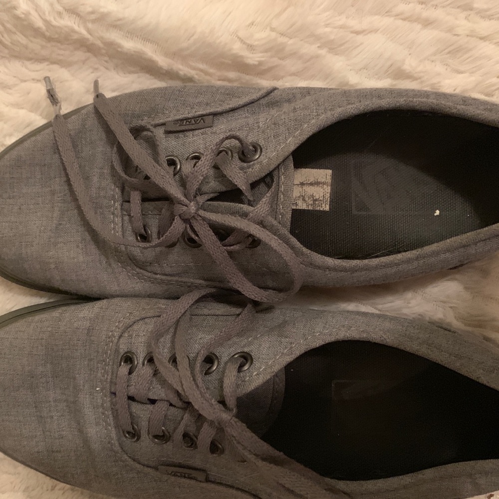 VANS - Picture 4 of 4